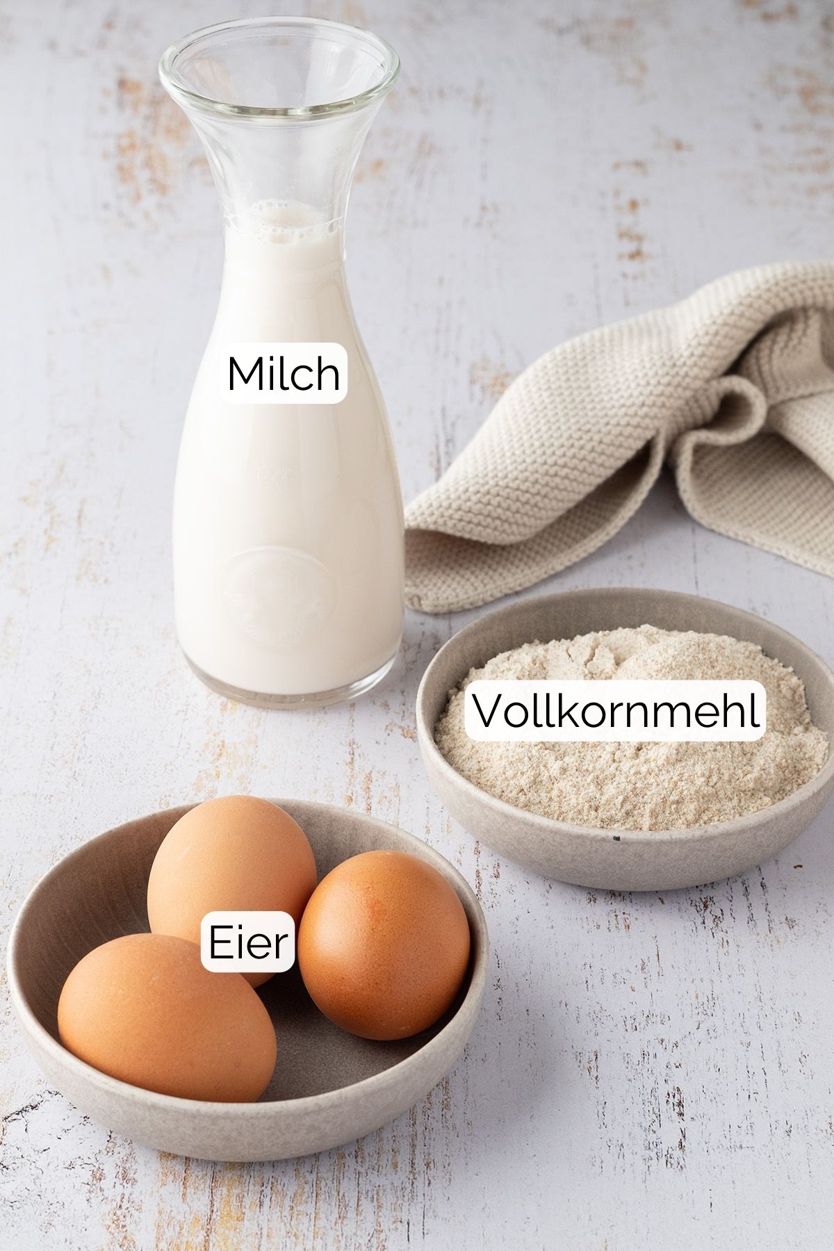 Zutaten, die f&uuml;r das Rezept ben&ouml;tigt werden, mit kleinen Textlabels dazu.
