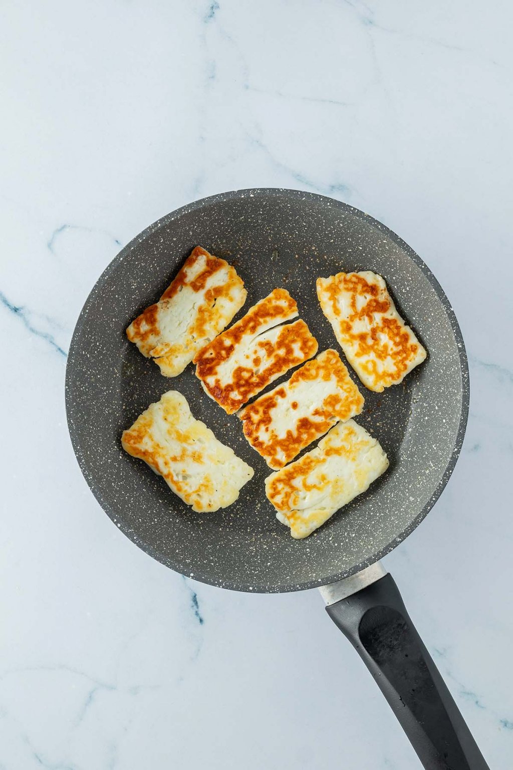 Halloumi Pita Taschen • Jules&amp;#39; Menu
