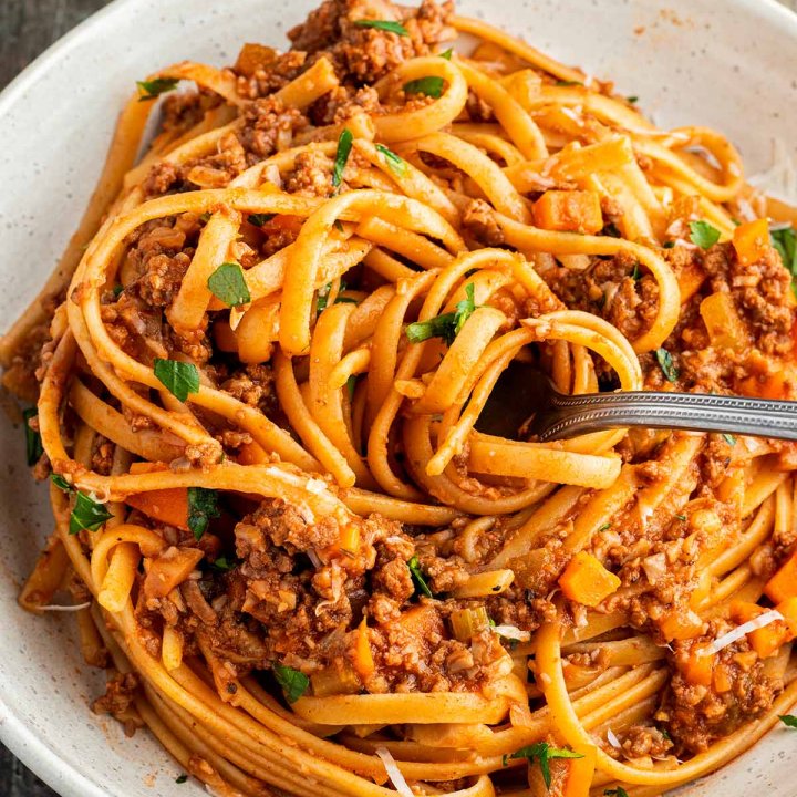 Wie Viele Kalorien Hat Spaghetti Bolognese Spaghetti Bolognese (kalorienarm) • Jules' Menu • Hauptgerichte