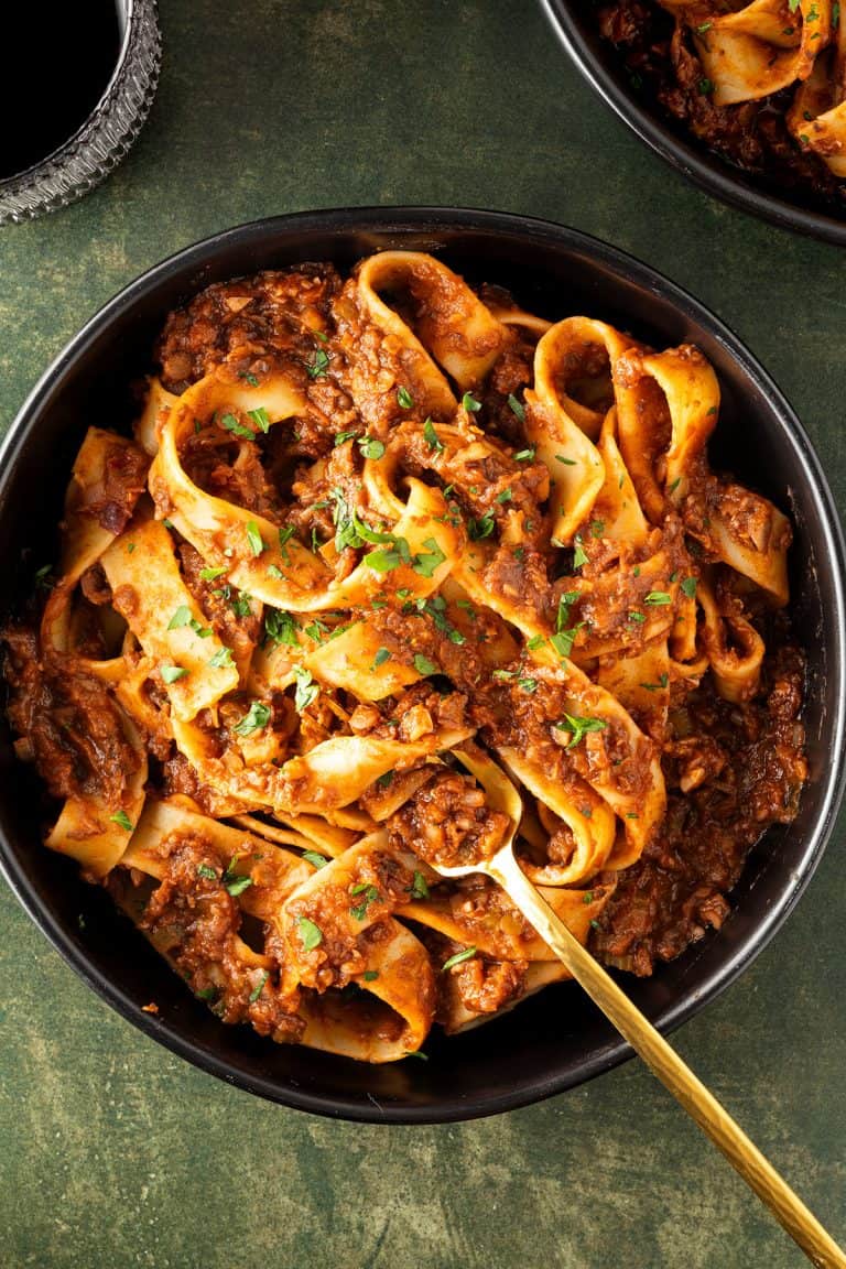 Vegetarische Linsen Bolognese (wie das Original) • Jules' Menu Vegetarische Linsen Bolognese (wie das Original) • Jules' Menu